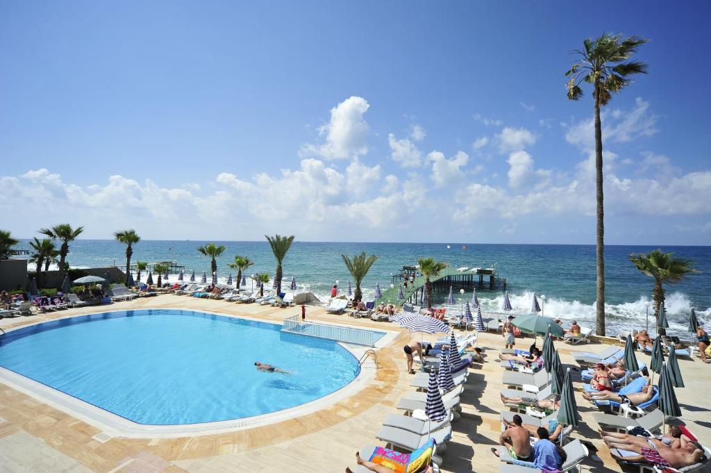 Mirador Resort & Spa โคนัคคลึ ภายนอก รูปภาพ
