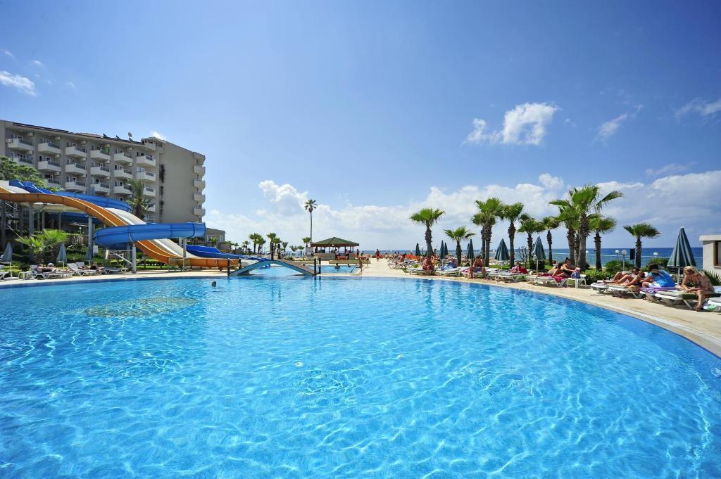 Mirador Resort & Spa โคนัคคลึ ภายนอก รูปภาพ